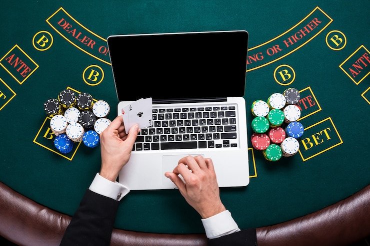 momo99 mobile app interface showing football betting markets and live casino games